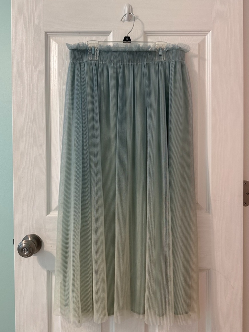 LC Lauren Conrad Blue Green Ombre Tulle Skirt